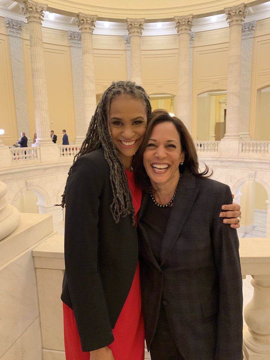 mayawiley's tweet photo. Fight joyfully. No one does that better than @VP. No one knows this more than woman, woman of color. I cherish this pic because I cherish #KamalaHarris. The hateful can’t take our pride in our accomplishments, our commitment to the fight or the power we have &amp; we share! https://t.co/e2jv9VSvDa