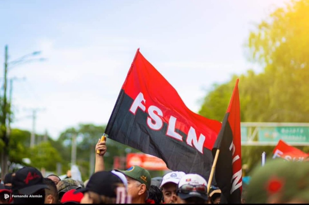 Buenos días!! ☕🌼🌤️🌎❤️🖤

Que tenga un feliz jueves. 🤗🫶

#4519LaPatriaLaRevolución 
#PLOMO19
