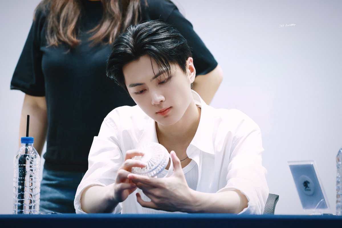 jayforever_02's tweet photo. 240718 Yes24 Fansign
.
.
.
#JAYalways
#JAY #제이 #종성 #ジェイ
#엔하이픈 #ENHYPEN #エンハイプン https://t.co/HPlqtKtB8Q