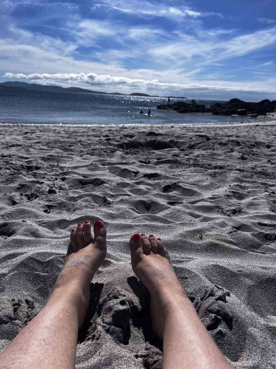 tracemac07's tweet image. Been quiet on here as enjoying life on the beautiful Outer Hebrides where my phone signal doesn’t exist #digitaldetox #myhappyplace #justperfect #scottishislands #southuist