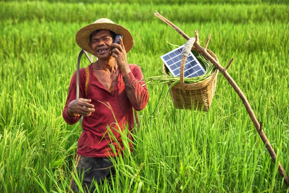 stella_kan62895's tweet photo. Switching to solar energy is a bright idea for a sustainable future! Harness the power of the sun to reduce your carbon footprint and save on energy bills. #SolarPower #RenewableEnergy 🌞#BrightFutureEnergy https://t.co/E1TBUKeeeW