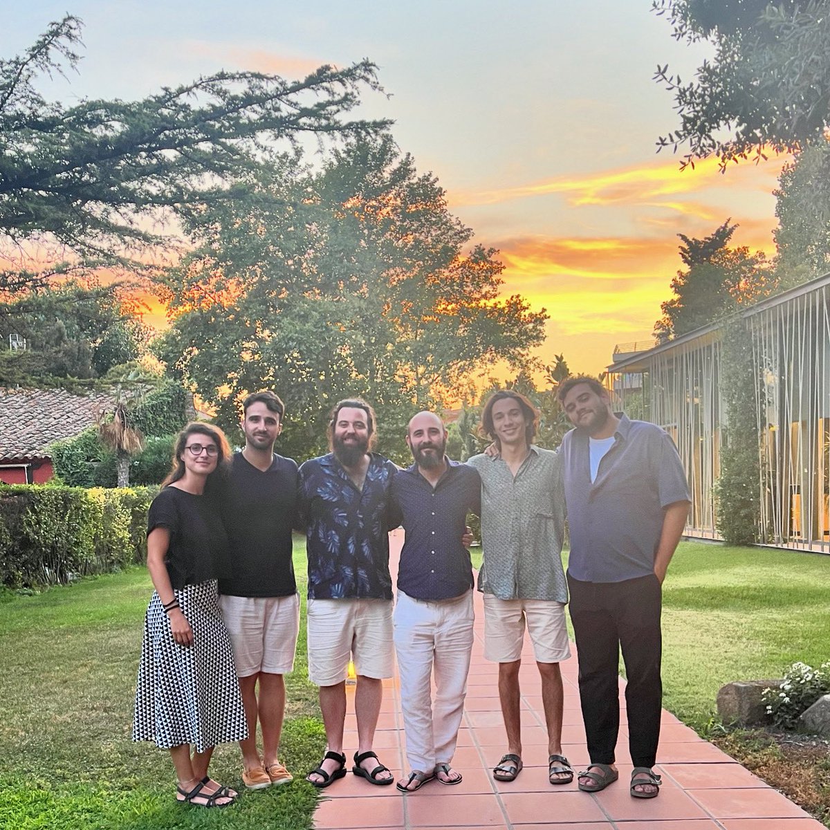 Anacronía tweet media