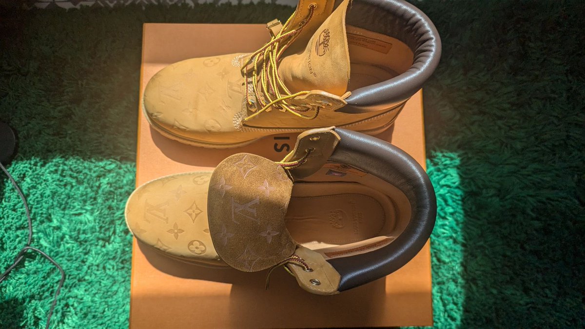 braizeeeeee's tweet image. Selling Timberland Louis Vuitton 6 inches ankle boot 45/11UK ~4000€ 
DM for more info