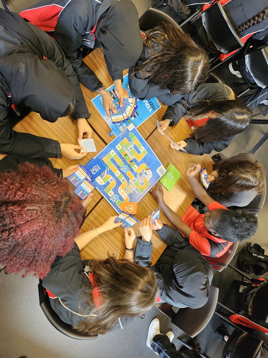 Kanlemoi's tweet photo. Facilitating @JobsThatCare board game at Burntwood School. I'm glad to know that 70% of Year 9 students will consider doing an apprenticeship after secondary school. #NHSSWL #Healthcareers #Apprenticeship https://t.co/CNJeU0mdOL