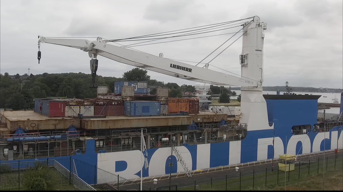 WarshipCam's tweet photo. Future Republic of Singapore Navy Invincible-class Type 218SG submarine RSS Invincible on board the MV Rolldock Star (disguised by containers) in the Kiel Canal in Germany beginning her trip to Singapore - July 18, 2024 #rssinvincible

SRC: webcam https://t.co/69CW8d1Ies