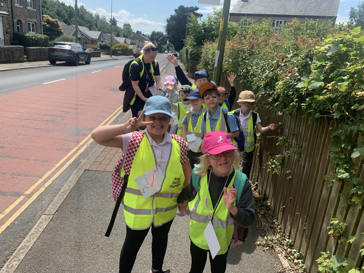 On our way back ⁦<a href="/WildBankPrimary/">Wild Bank Primary School 💙</a>⁩ ⁦<a href="/TrustVictorious/">Victorious Academies Trust</a>⁩ #y1adventurers