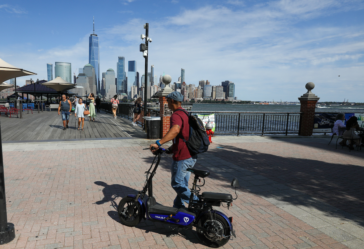 NJTPA's tweet photo. A recent study by @ITDP_HQ identified barriers to #ebike update and offered recommendations to support e-bike adoption. Read more in the latest stories from #InTransition magazine: https://t.co/8urDnYWLHS
#transportation #micromobility https://t.co/N12SiW2Vbt