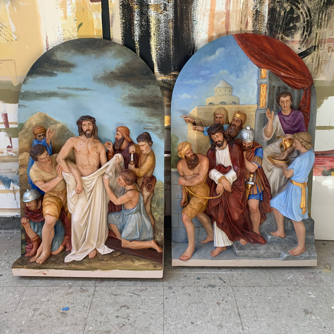 CLA_1976_'s tweet photo. The #restoration of the Corpus Christi Stations of the Cross. With damaged features repaired, surfaces refined & a traditional color palette implemented, the beauty of these #artworks can once again be cherished.
#sacredspace #sacreddecoration #churchrestoration #studioscenes https://t.co/50HtyPUU3w