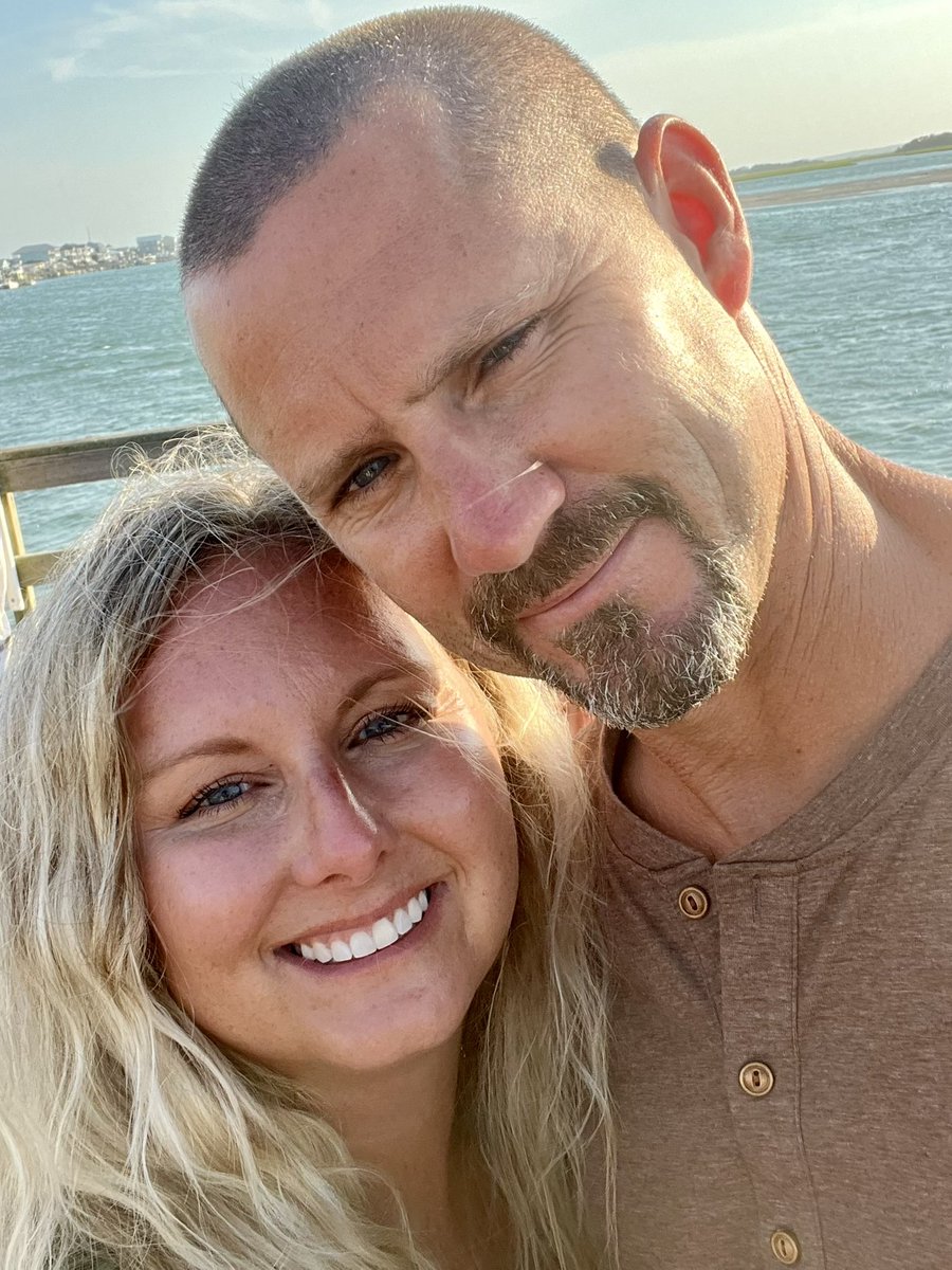 Adam Foltz tweet media