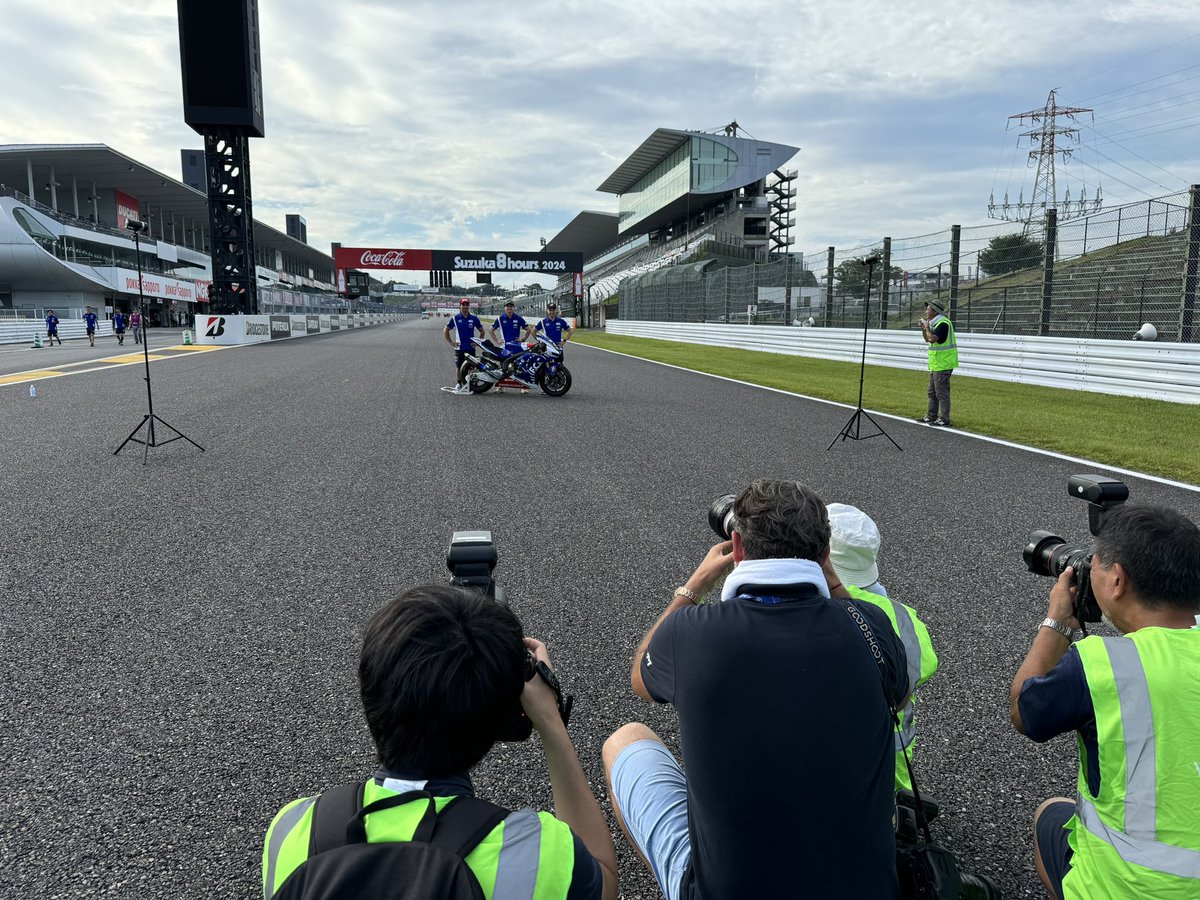 RikaTSR5's tweet photo. 車検日😎

明日はついに予選です…！

#Suzuka8hours #Suzuka8h @TSRHondaFrance https://t.co/bxC1rNWYsY