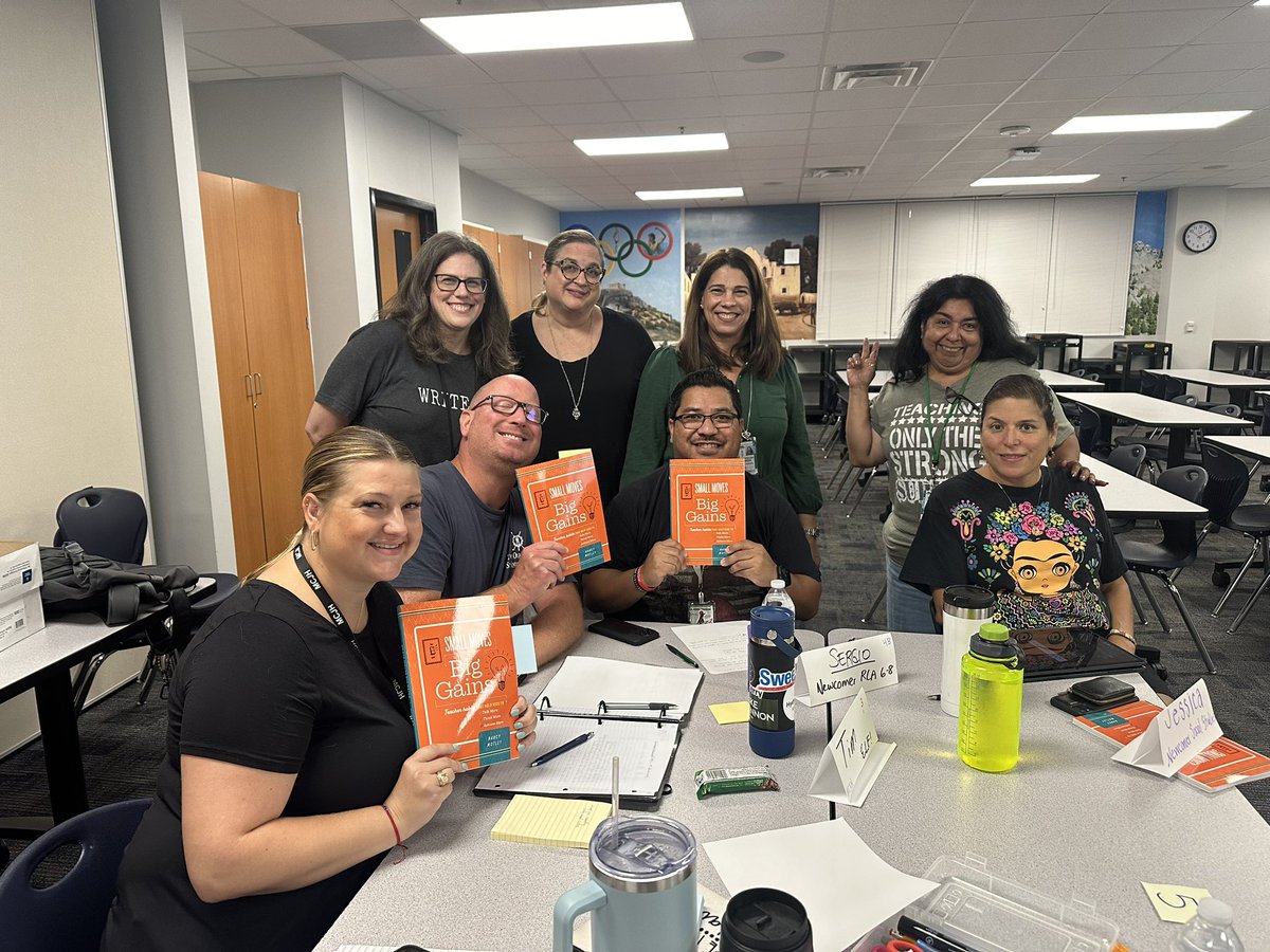 MariolgaParra's tweet photo. Happy to be learning with so many @MCJHGators! @9dorff_MCJH @Tgscott1970 @MrLemoose @nancymotleyTRTW #smallmovesbiggains https://t.co/3w6OFDdpVb