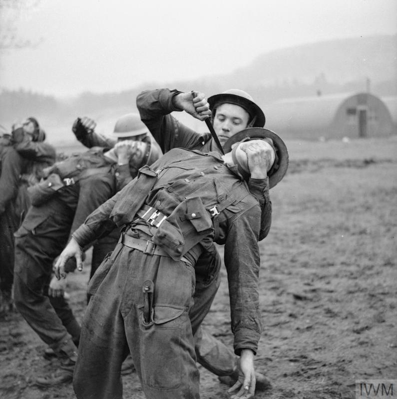 I_W_M's tweet photo. Commandos learn how to attack from behind an enemy using their Fairbairn–Sykes fighting knives. Close-quarter combat practice in Inverness-shire, Scotland, 9 January 1943.

IWM (H 26613) https://t.co/TNhgVlj2hc