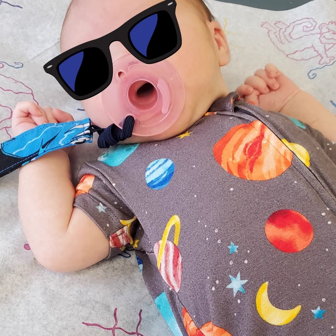 2 weeks check up. SP's weight went back to the one at her birth which was a great sign of her healthy growth. Her pediatrician told us she was really doing great and so was I  