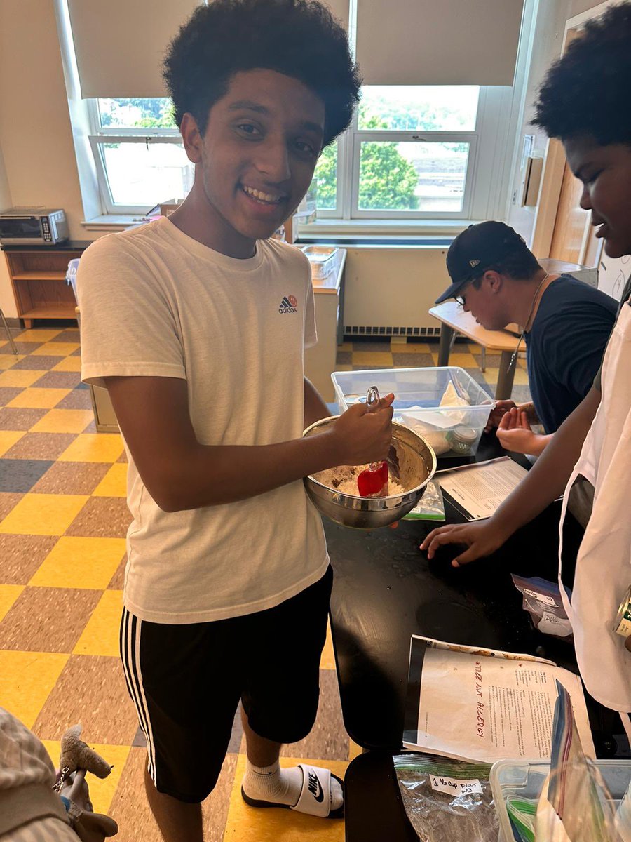 NYCID's tweet photo. SONYC 48 Summer Rising Program is having a blast making different dessert recipes from the early 1900s! #NYCID #SummerRising https://t.co/jflGH3vtSe
