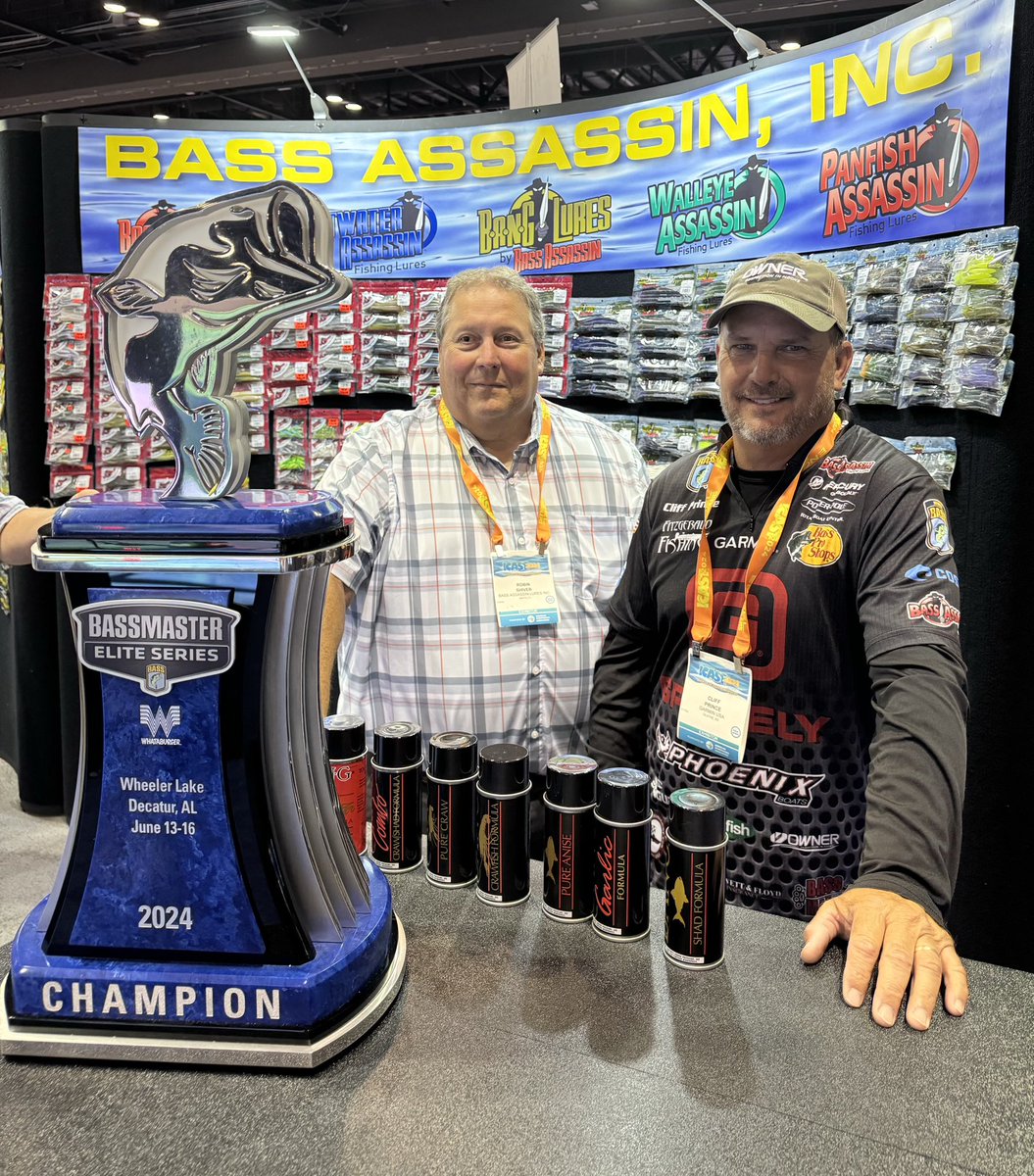 cprincefishing's tweet image. ICAST 2024 with the great folks from Bass Assassin Lures! They have you covered from freshwater to saltwater and multiple species. Their color selection is incredible as well. Family owned and made here in Florida! #bassassassin 🇺🇸