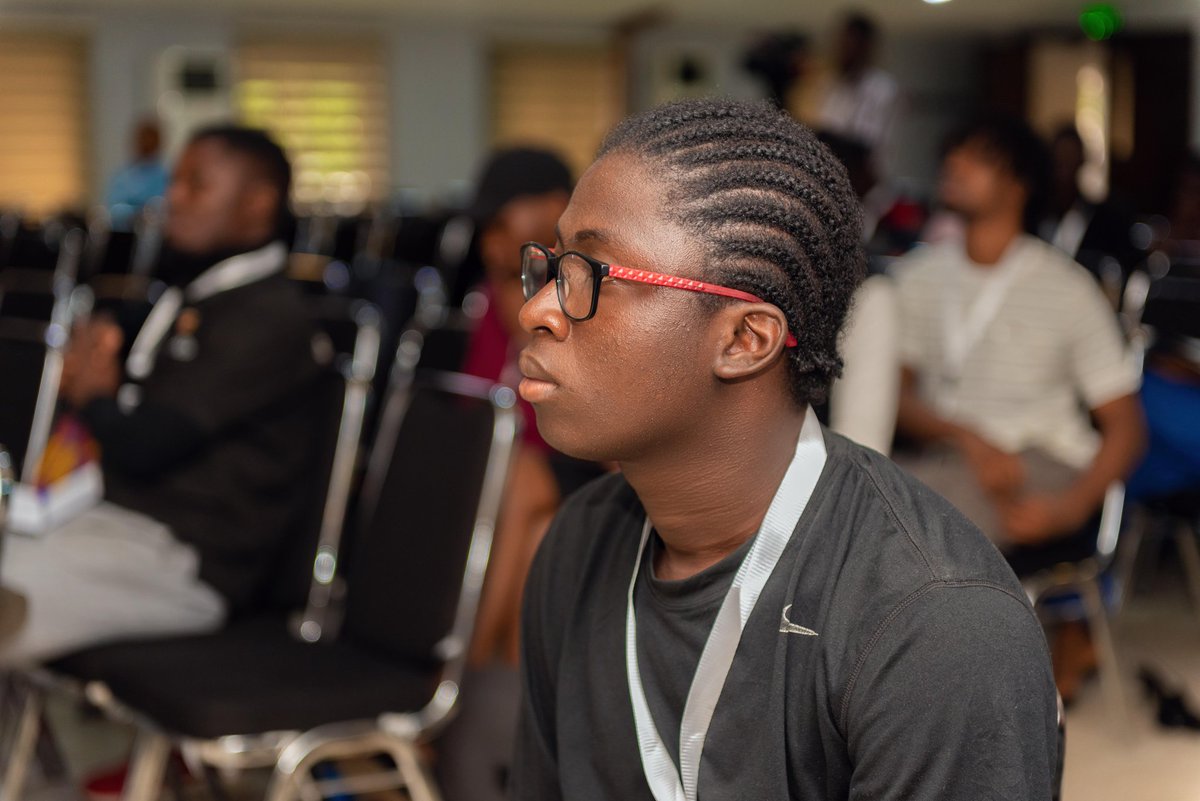 PythonNigeria's tweet photo. Moments from #PyConNG 2024
Amazing session with @sophiairoegbu_ https://t.co/qBqNNhY0ci