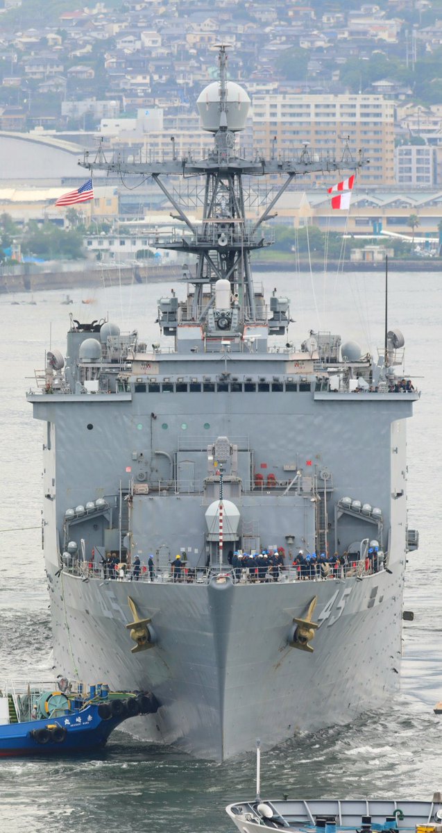 WarshipCam's tweet photo. USS Comstock (LSD 45) Whidbey Island-class dock landing ship leaving Sasebo, Japan - July 18, 2024 #usscomstock #lsd45
SRC: TW-@L8IDCV9VTQUPUHG https://t.co/9ZsnfKUeKu