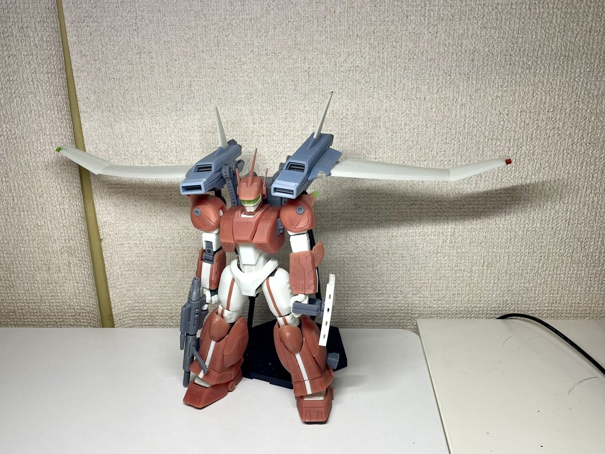 zzz202O's tweet photo. 1/100 フルアクション #ネオファム リファイン版
スリングパニアー装備
顔は横長バイザーのオリジナルフェース
ここまで翼面積を稼げば、未来の超高性能エンジンで飛べるはず
#WF2024S
#ガンプラ #gunpla #gunplabuilder
#バイファム #vifam #NEOFAM #銀河漂流バイファム
#3dプリンター #3dprinter https://t.co/DEaF9om9Wu