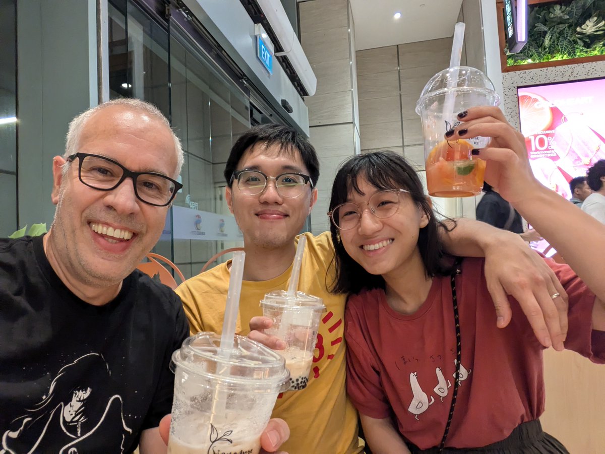 Francesco Paesani (@f_paesani) on Twitter photo 2nd international boba tea office hour🧋 in Singapore 🇸🇬 with <a href="/ChristinProtein/">Christine Lee</a> and Zong! Excited for many more of these around the world in the future! 🌏
#OnceATritonAlwaysATriton 🎓
<a href="/UCSanDiego/">UC San Diego</a> <a href="/UCSDPhySci/">UC San Diego School of Physical Sciences</a> <a href="/UCSDChemBiochem/">UCSD Chem Biochem</a> <a href="/HDSIUCSD/">Halıcıoğlu Data Science Institute</a> <a href="/SDSC_UCSD/">San Diego Supercomputer Center</a> 2nd international boba tea office hour🧋 in Singapore 🇸🇬 with <a href="/ChristinProtein/">Christine Lee</a> and Zong! Excited for many more of these around the world in the future! 🌏
#OnceATritonAlwaysATriton 🎓
<a href="/UCSanDiego/">UC San Diego</a> <a href="/UCSDPhySci/">UC San Diego School of Physical Sciences</a> <a href="/UCSDChemBiochem/">UCSD Chem Biochem</a> <a href="/HDSIUCSD/">Halıcıoğlu Data Science Institute</a> <a href="/SDSC_UCSD/">San Diego Supercomputer Center</a>