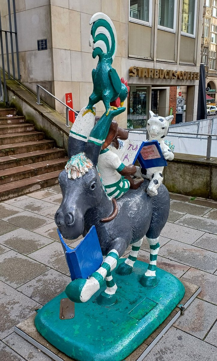 Fusselschwarm's tweet photo. #FurryThings in Bremen

City Center | Überseemuseum (from Bolivia) | Lush | Manufactum https://t.co/KJxeLF8Lfw
