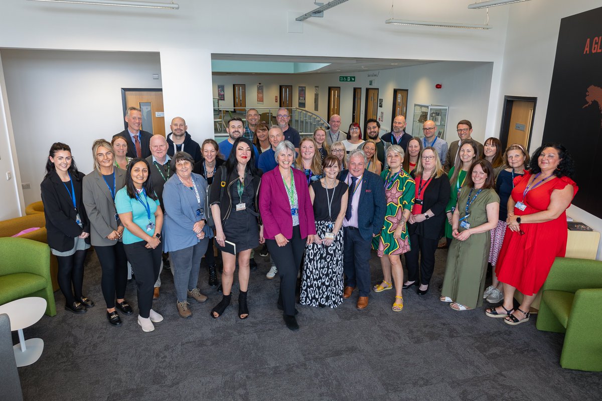 Apprenticeship programmes <a href="/sunderlanduni/">University of Sunderland</a> receive top marks from Ofsted sunderland.ac.uk/more/news/univ… <a href="/ProfLynneMc/">Lynne McKenna MBE</a> <a href="/LeeHallTweets/">Lee Hall</a> <a href="/CazzaW/">CazzaW</a> <a href="/sunnurse/">Sue Brent</a> <a href="/GmiG/">Milan Radosavljevic</a> <a href="/ProfLawrenceB/">Lawrence Bellamy</a> <a href="/keukpa/">Prof John Murray</a>