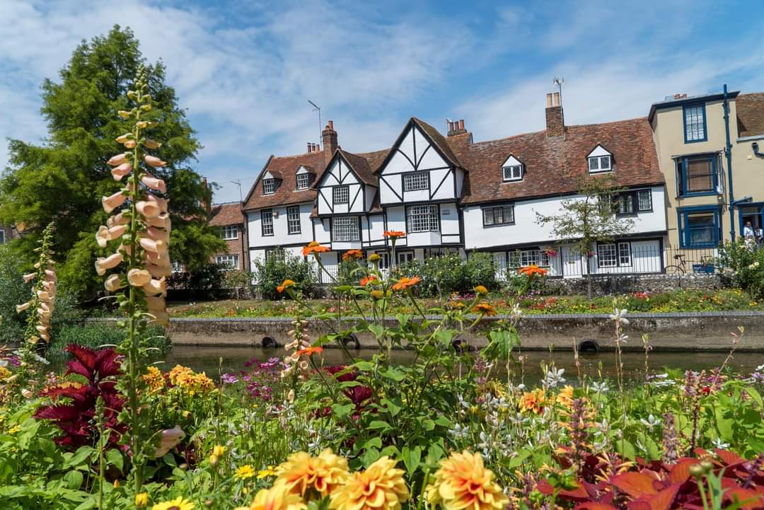 SDToddImages's tweet photo. Westgate Gardens in Canterbury. Just a short walk away from @Se_Railway at Canterbury West and CanterburyEast. #bbckent #photooftheday @bbcsoutheast https://t.co/0jkn250a9H