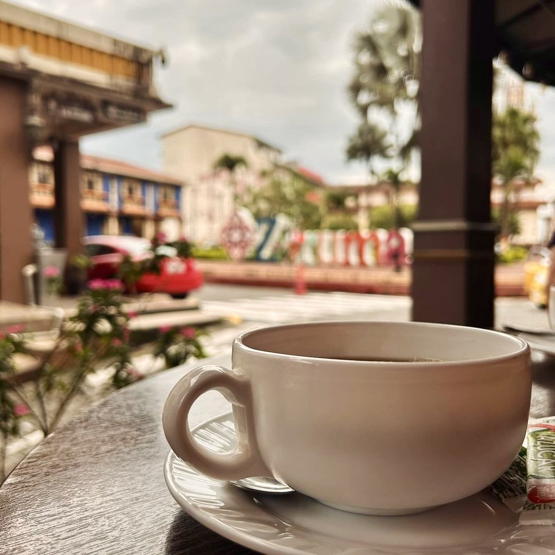 El café no no es solo una bebida, es una forma de vida, una oportunidad de conectar con la gente, su cultura y con la magia que envuelve a #Zaruma ☕️🪄

#PuebloMagico #TulugarEnElMundo #VisitaEcuador