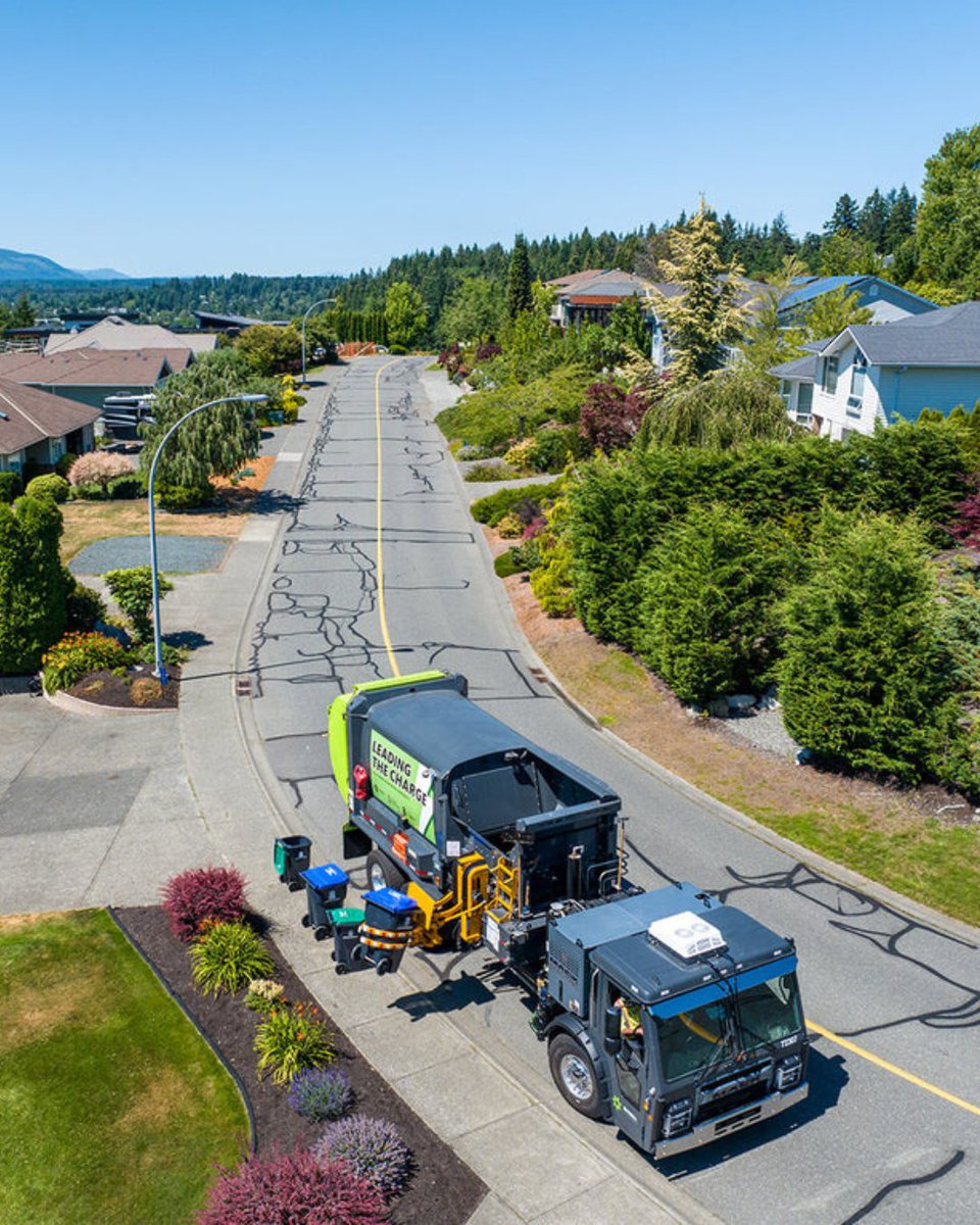 Mack Trucks (@macktrucks) on Twitter photo ⚡️We're excited to announce the largest Mack LR Electric order in North America. Congratulations <a href="/emterragroup/">Emterra Group</a> for the addition of eight new #MackLRelectric vehicles to your fleet. ⚡️We're excited to announce the largest Mack LR Electric order in North America. Congratulations <a href="/emterragroup/">Emterra Group</a> for the addition of eight new #MackLRelectric vehicles to your fleet.