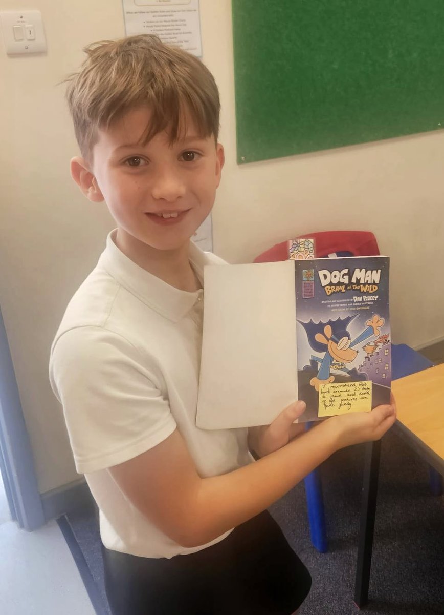 CalderTrust's tweet photo. #calderdalereadingrevolution Our Year 3 and 4 pupils have drawn characters from their favourite stories. They have also written recommendations that they have put in their books and then returned them to the library! @GreatHeightsHub https://t.co/ETSeJuFa6y