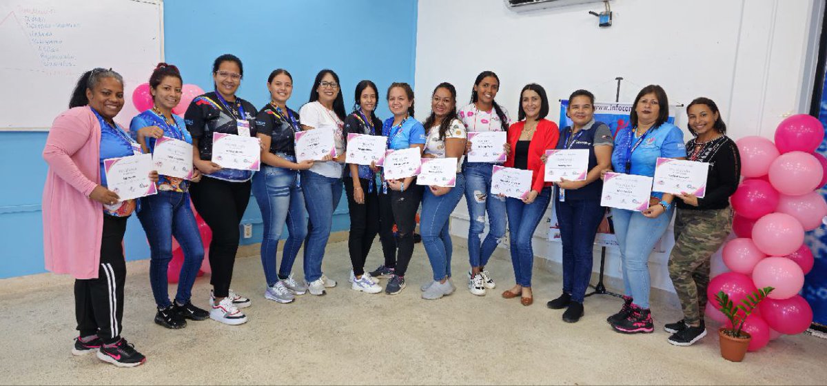 Carmen_Vzl's tweet photo. El trabajo en equipo y la sororidad son dos conceptos que van de la mano y que, juntos, tienen un poder transformador en la vida de las mujeres. 

@Gabrielasjr 
@Mincyt_VE https://t.co/ReArC28lNv