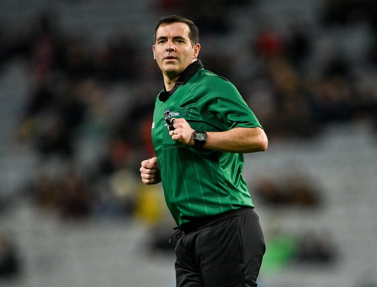UlsterGAA's tweet photo. Congrats &amp; best wishes to Seán Hurson, @TyroneGAALive, who will referee the @Armagh_GAA v @Galway_GAA All-Ireland Senior Football Final next Sunday🏆

It's the @GalballyPearses clubman's second All-Ireland SFC Final, after the 2022 decider 🏐 https://t.co/JpaDyJQ4d2