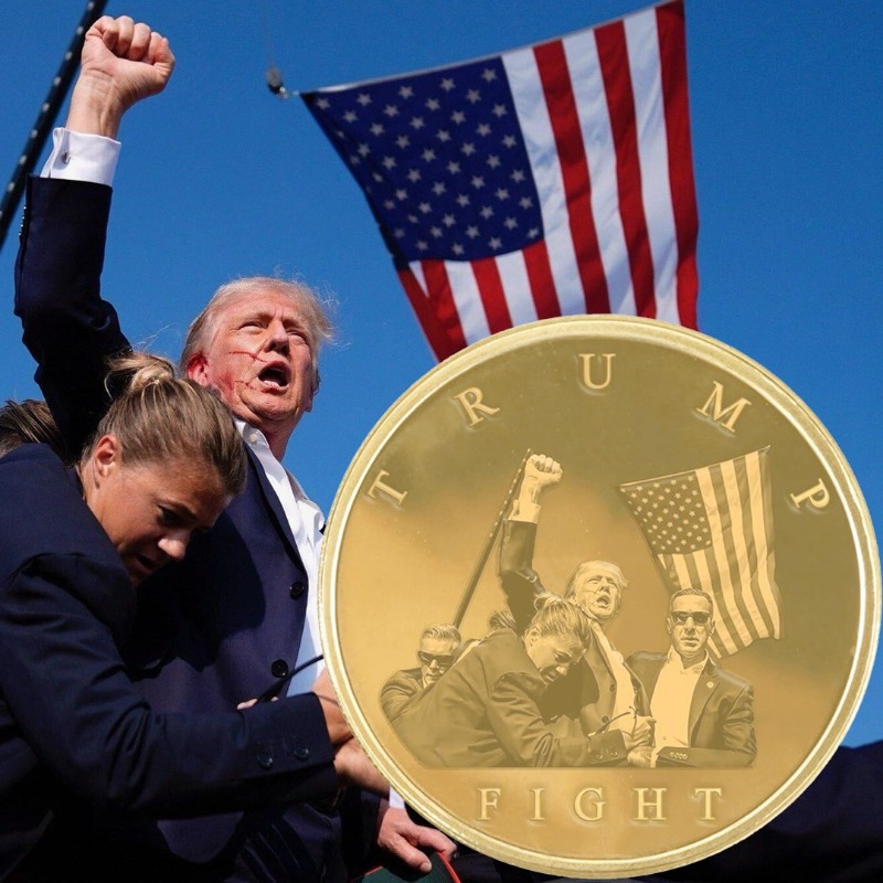 ProudPatriots1's tweet photo. 🇺🇸 Trump Fighting For America Gold Coin
✅ Stand Strong &amp; Show Your Support!