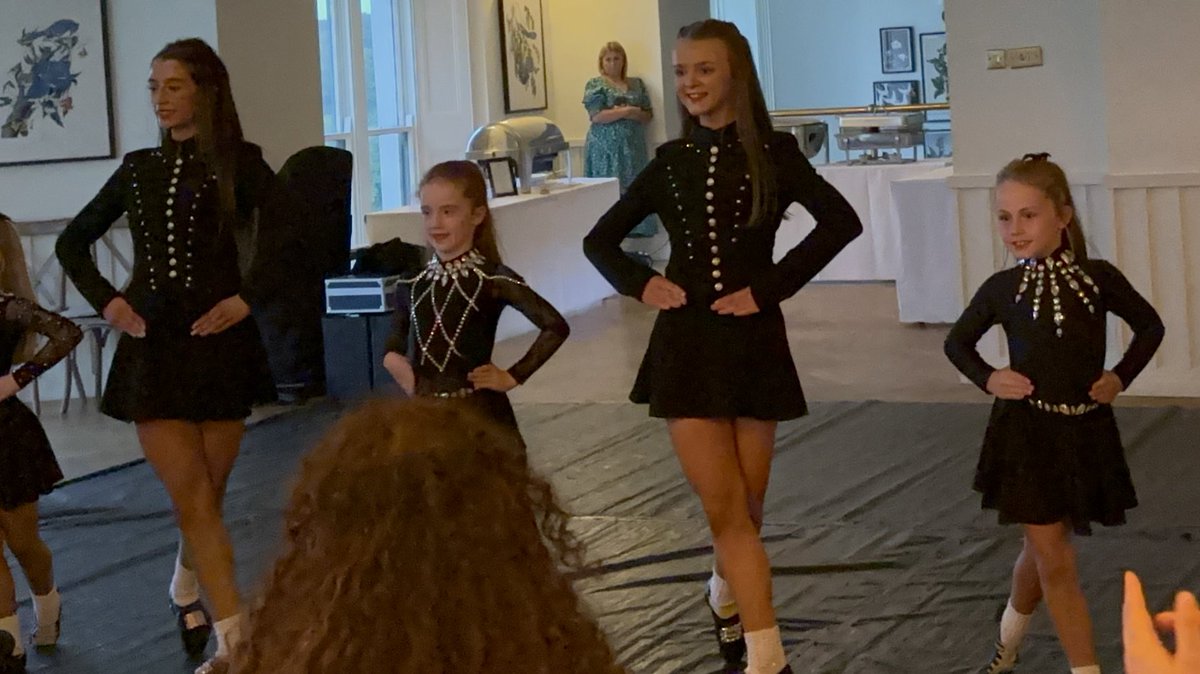 How many academic conferences offer adorable dancers and magicians for our entertainment? Brings some lovely levity! #graphmed2024
