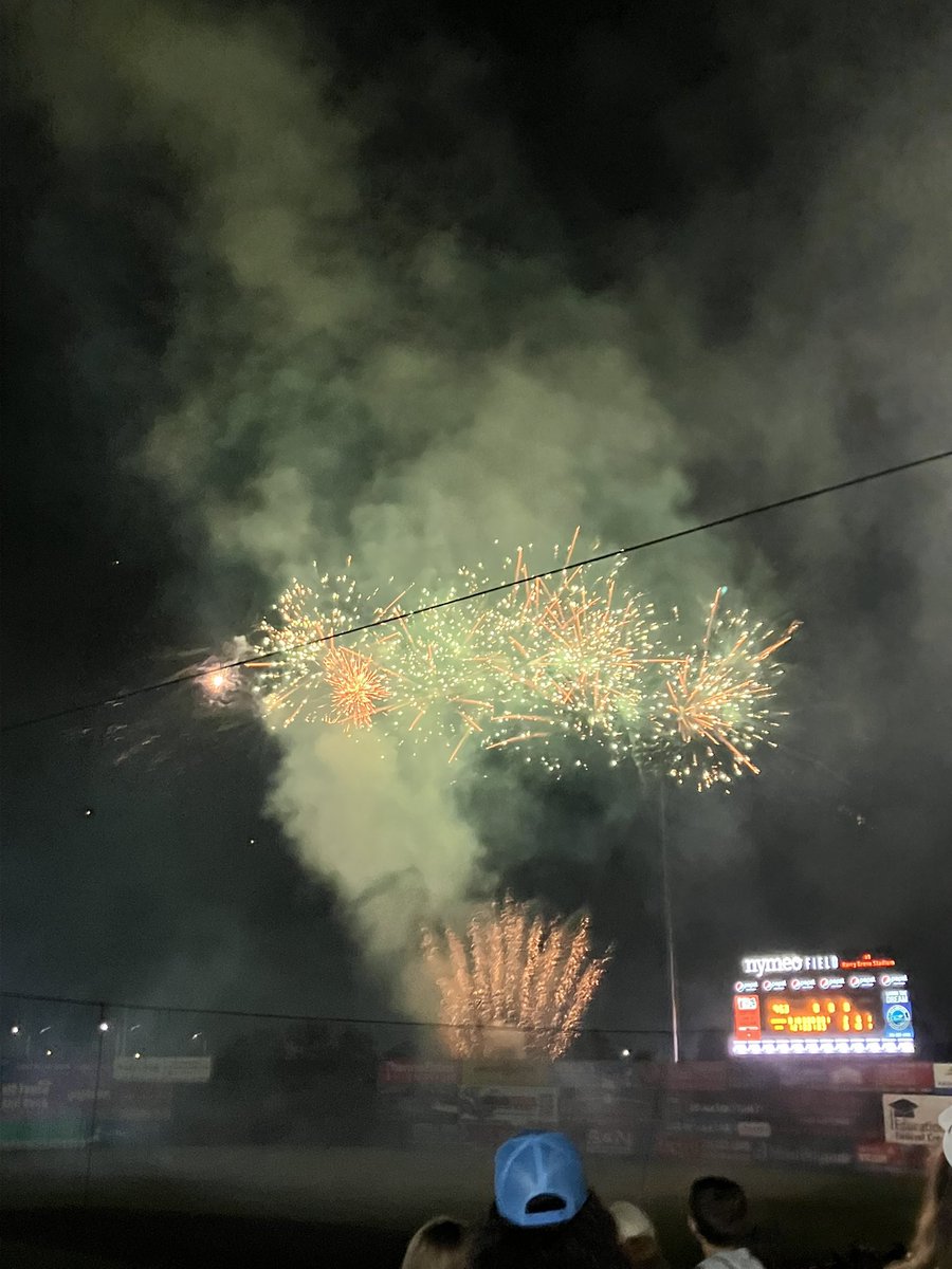 Thank you to <a href="/FrederickKeys/">Frederick Keys</a> for hosting a great Hockey Night at the Ballpark! We had a blast, and thank you to the community, fans, and alumni who showed up in support!

Hockey in Frederick is thriving!

#TheBlazerWay #GrabTheReins #hockeynight #mlbdraft