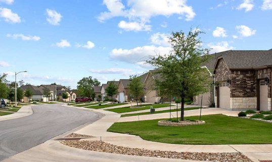 Ditch the yard work and get ready to embrace a life filled with fun, friends, and freedom. Let's explore some fantastic low-maintenance communities with homes under $400,000! tinyurl.com/4zx759tr
#AffordableHomes #LowMaintenanceLiving #ActiveAdultCommunities #AwardWinningHomes