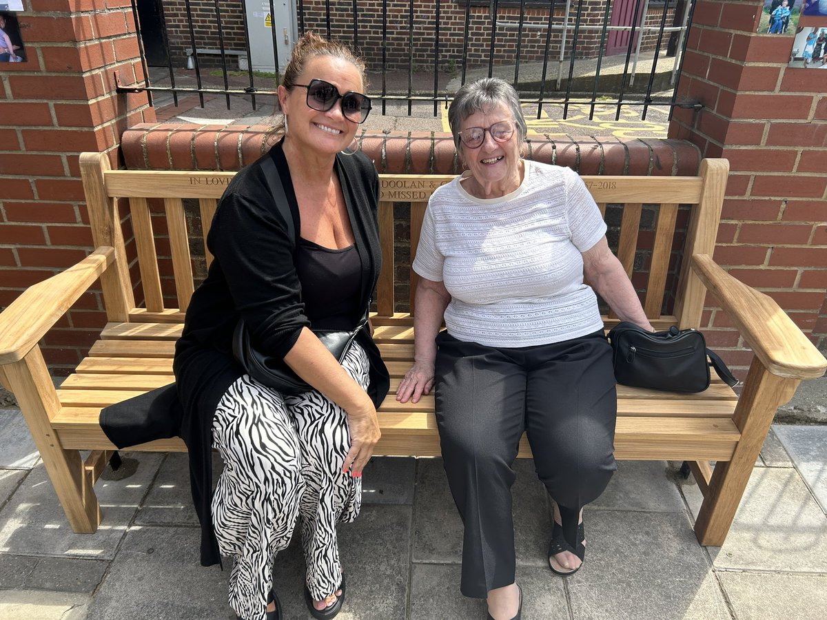 It was fantastic to be at the unveiling of a memorial bench for Gary Doolan on his Birthday today.

Gary was a true working class hero, devoted family man and an outstanding <a href="/GMBLondonRegion/">GMB London Region</a> <a href="/GMB_union/">GMB Union</a> Political organiser. #MembersFirst