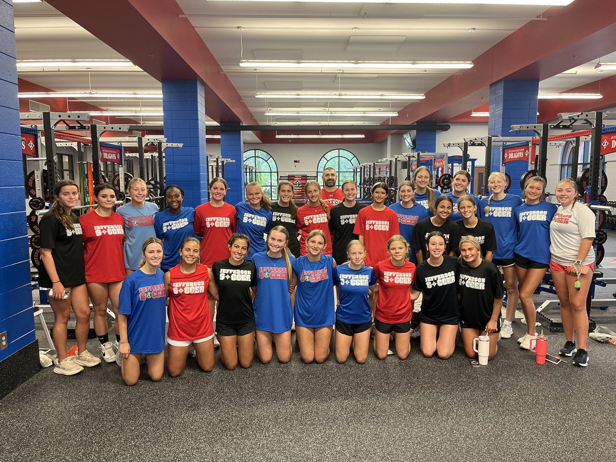 35 STRONG this summer for our S&amp;C program (a few missing today!) It is what a team is WILLING to do that sets them apart to WIN! These ladies are willing to #playtowinunitetotheend for their ‘24 club seasons &amp; ‘25 high school season! A special thanks to @mike_morg 👊🏻- THE BEST!