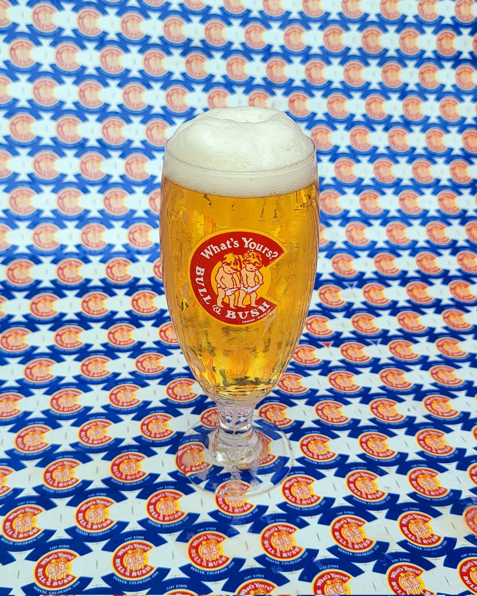 New Beer Alert ⚠️ 

Chad The Destroyer:

Glendale Pilsner brewed with Lemondrop Hops and freeze dried Lemon Peel.

5.0% abv

#BullandBushBrewery #ChadTheDestroyer #Lemondrop #pilsner #lager #GlendalePilsner #Chad #Glendale