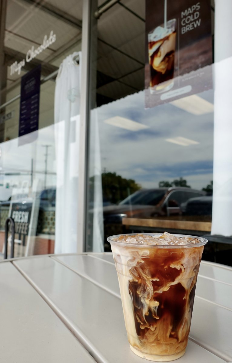 Maps Coffee & Chocolate tweet media