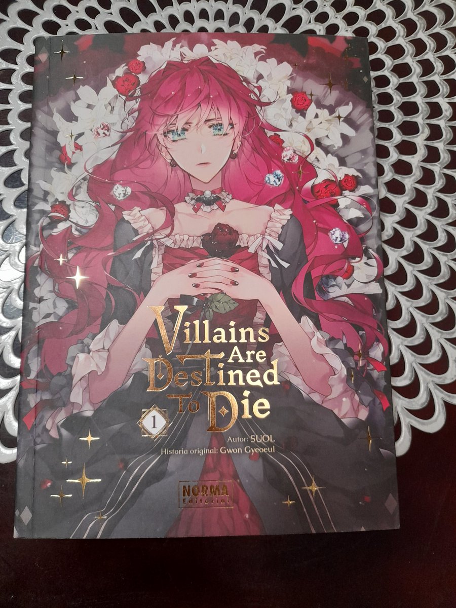rosebridek's tweet photo. @A_SUOL I have never liked a manhwa to the point of wanting to have all the physical volumes (it was a birthday present, but I'm still waiting for the distributor to release the next volumes so I can buy them on my own). I am a fan sending support from Costa Rica! 🇨🇷 https://t.co/97liWwJLbB