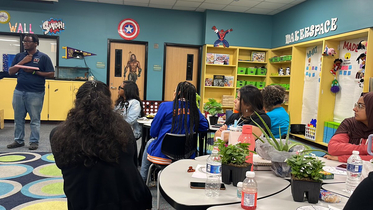 SmithES_AISD's tweet photo. π Excited to welcome our amazing teachers back to school! ππ Here's to a year of inspiring lessons, growth, and endless possibilities. #BackToSchool #TeachersRock #NewBeginnings https://t.co/d4QDSvOTXM