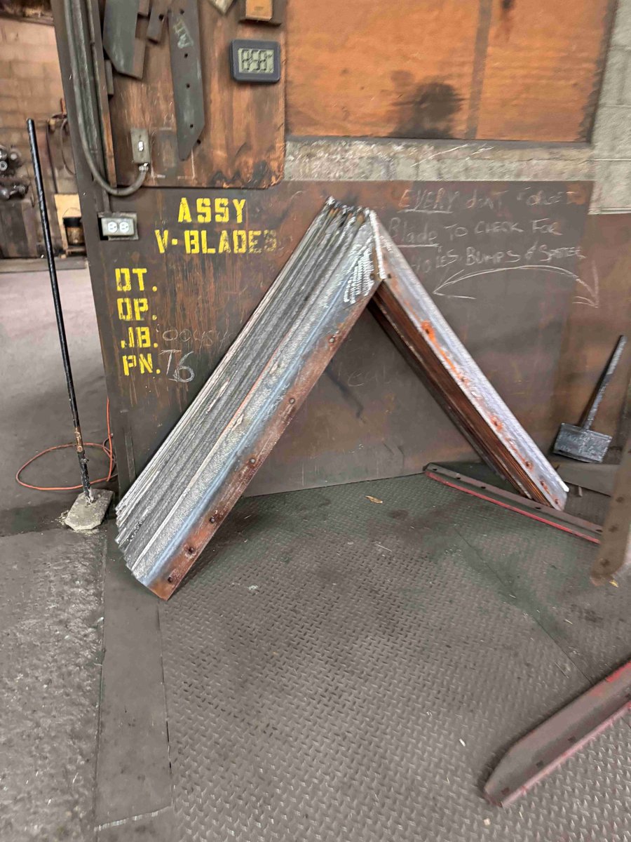 ShieldAg's tweet image. After overcoming post-pandemic supply chain issues &amp;amp; adapting to new regulations, our V-Blade manufacturing and robotic knife welding departments are back on line, with deliveries starting now and ramping up within a couple of weeks.