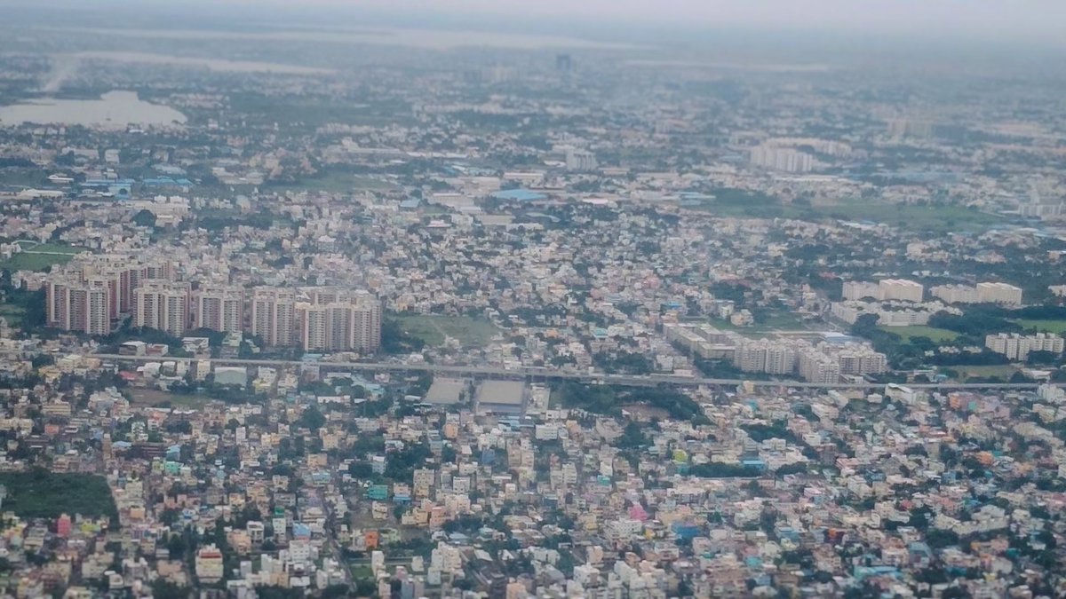 TheVenks's tweet image. 🚇🏗️ Chennai Metro Line 4 Porur lake to Poonamalee - Aerial view 

📷 1 Porur Bypass Station
📷 2 SRMC Station 
📷 3 Iyyapanthangal Station
📷 4 Kattupakkam Station

1/3

#Chennai #Metro #CMRL #Infrastructure