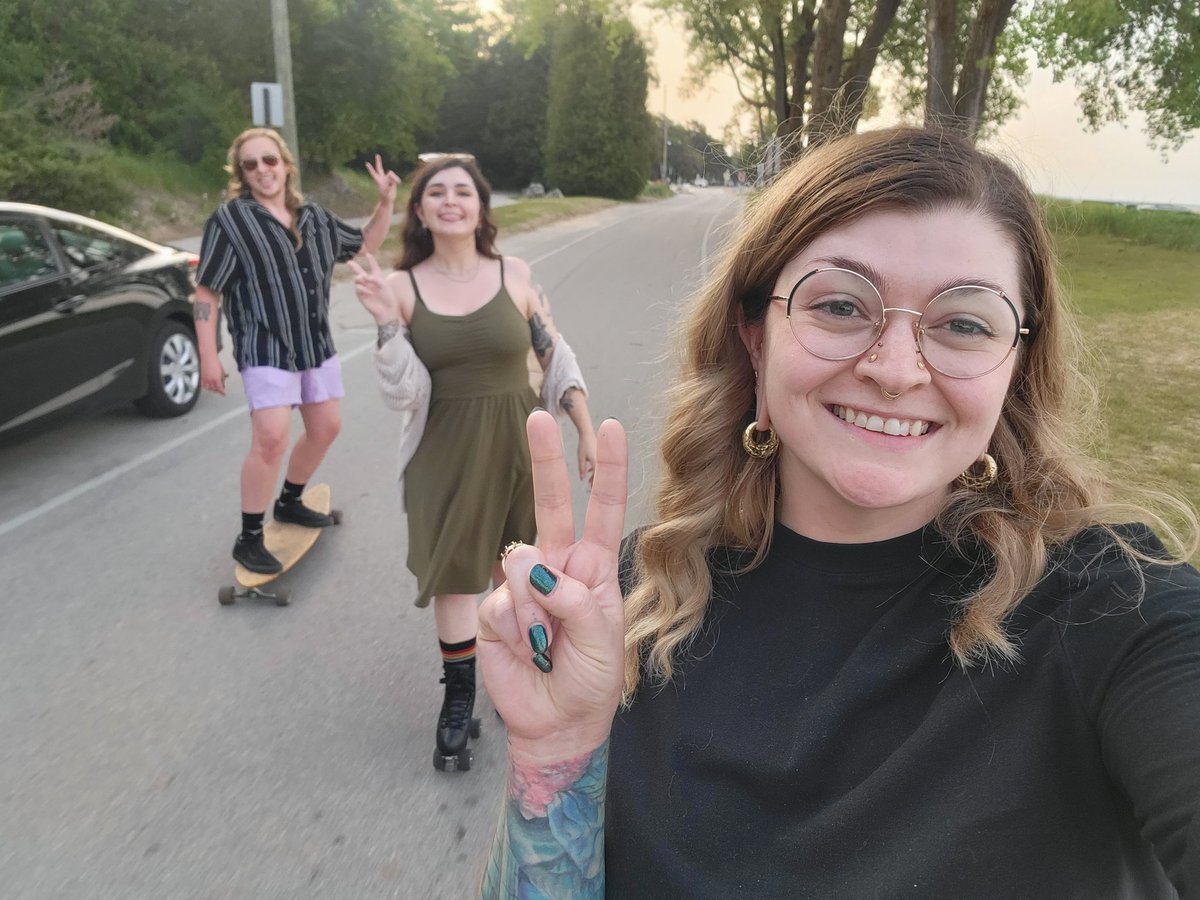 Zoë Barrett tweet media