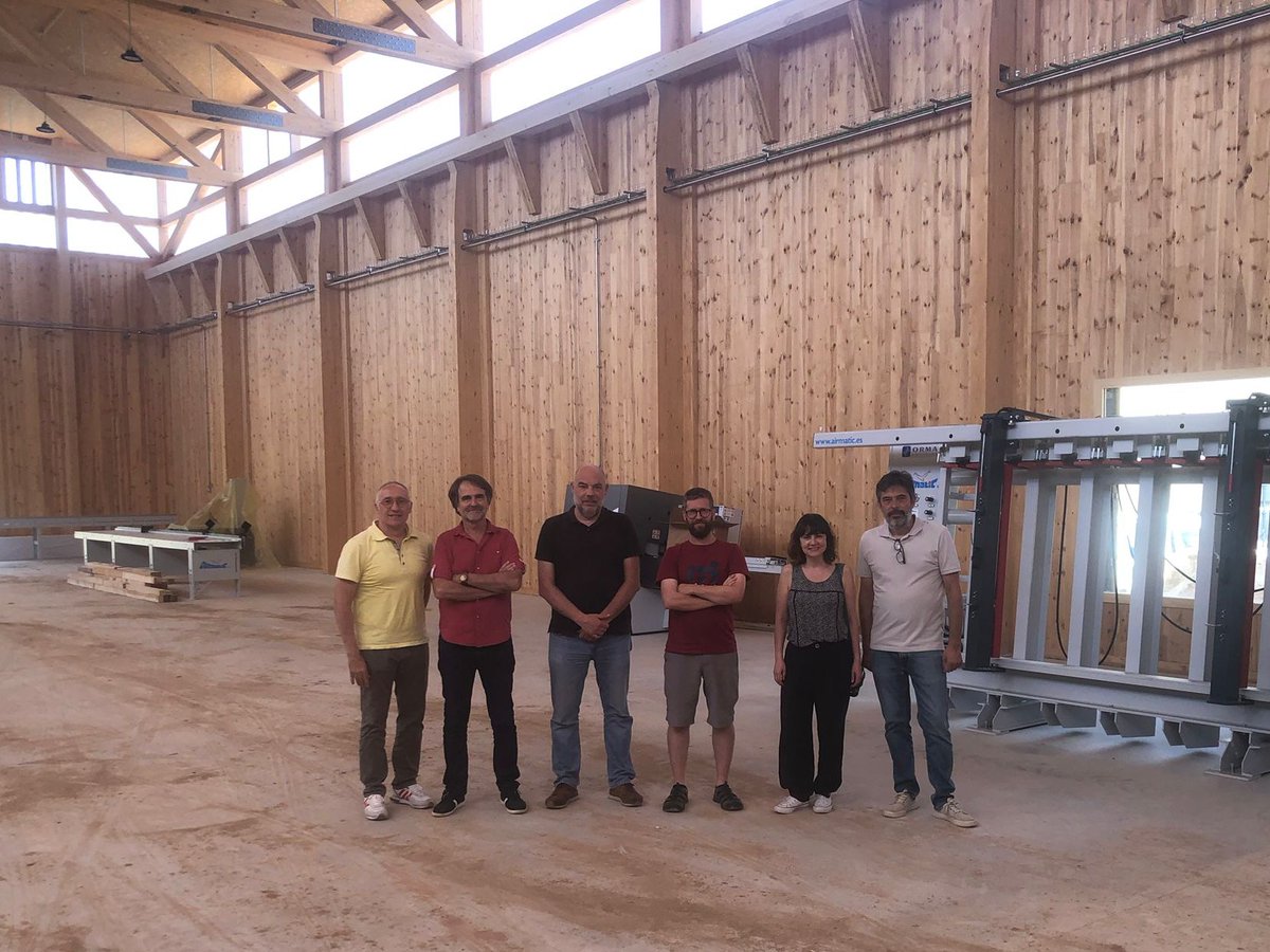 🤝Representants d'#ATOMModular han visitat avui el #CTFC i el #HUBForestal de Catalunya per parlar de possibles col·laboracions en l'àmbit de la construcció industrialitzada amb #fusta 🏗️🏠🪵 Moltes gràcies per la visita!