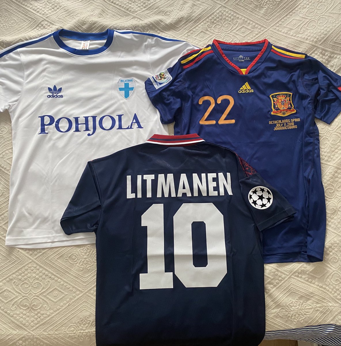 Rodriguez96SFC's tweet photo. @fotosinfct Primer pedido a @Ctinfo_17 recibido. Espectaculares tanto las camisetas como el trato recibido, repetiremos seguro 👏🏻👏🏻 https://t.co/1PG96BbGCh