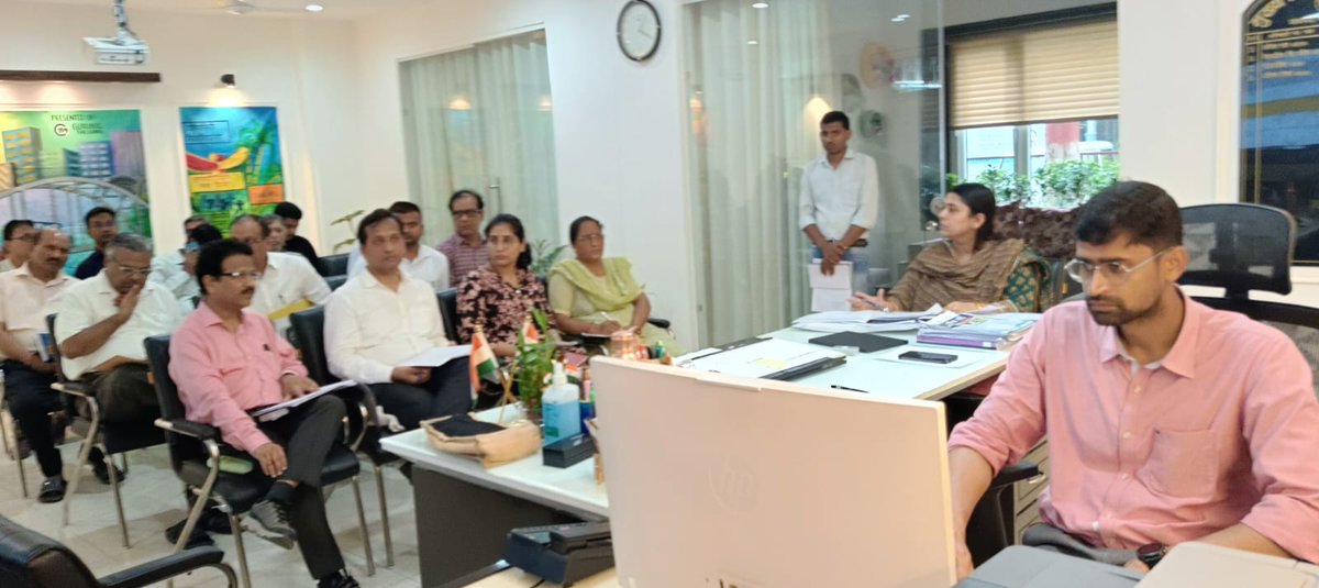 श्री अभिनव गोपाल, मुख्य विकास अधिकारी, गाजियाबाद की अध्यक्षता में सांसद स्थानीय क्षेत्र विकास निधि एवं विधान मण्डल क्षेत्र विकास निधि योजनान्तर्गत निर्माण कार्याे की बैठक आहूत की गयी। 
@ChiefSecy_UP <a href="/CMOfficeUP/">CM Office, GoUP</a> <a href="/CommissionerMe3/">Commissioner Meerut</a> <a href="/dm_ghaziabad/">DM Ghaziabad</a> <a href="/InfoDeptUP/">Information and Public Relations Department, UP</a> <a href="/UpRuralDev/">ग्राम्य विकास विभाग, उत्तर प्रदेश</a>