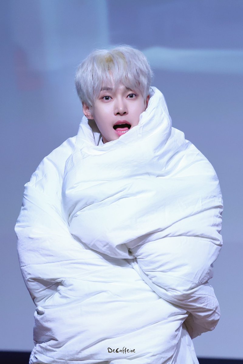 240718 애플뮤직

아아ㅏ아아! 이불 또잉

#DOYOUNG
#도영 #NCT도영 #ドヨン