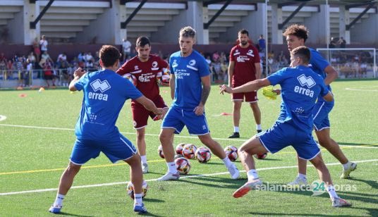 Pedro_V_Merino's tweet photo. ⚽¡¡Temporada 24-25 en marcha!! 
@UnionistasCF 
Compromiso, trabajo e ilusión.

🔲Ad astra per aspera ✨
#creemos https://t.co/8o7b4Jhce2
