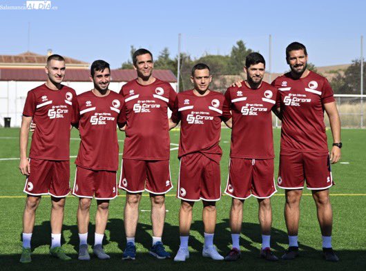 Pedro_V_Merino's tweet photo. ⚽¡¡Temporada 24-25 en marcha!! 
@UnionistasCF 
Compromiso, trabajo e ilusión.

🔲Ad astra per aspera ✨
#creemos https://t.co/8o7b4Jhce2